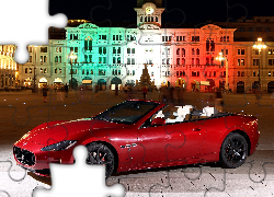 Czerwone, Maserati, Budynki