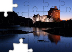 Zamek, Eilean Donan, Szkocja, Noc