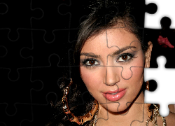 Kim Kardashian, Kobieta,kolczyki , twarz