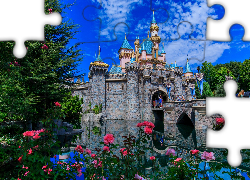 Zamek Śpiącej Królewny w Marne-la-Vallée, Marne-la-Vallée, Francja, Park Disneyland