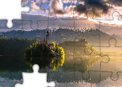 Słowenia, Jezioro Bled, Alpy Julijskie, Wschód Słońca, Mgła, Kościół