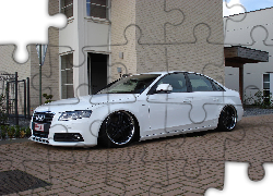 Obniżone, Audi A4 B8