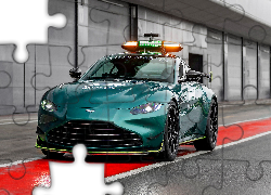Zielony, Aston Martin Vantage, Safety Car