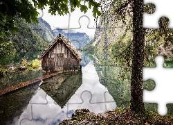 Drewniany, Domek, Pomost, Jezioro Obersee, Góry, Alpy, Park Narodowy Berchtesgaden, Bawaria, Niemcy