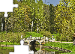 Park, Rzeka Sławianka, Kamienny, Most, Drzewa, Pawłowsk, Petersburg, Rosja