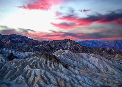 Góry, Skały, Kolorowe, Niebo, Park Narodowy Doliny Śmierci, Death Valley National Park, Kalifornia, Stany Zjednoczone