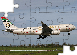 Samolot, Pasażerski, A6-EYP Airbus A330-243