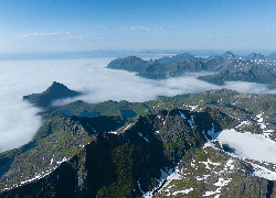 Mgła, Góry, Szczyty