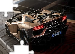 Lamborghini Aventador, Tył