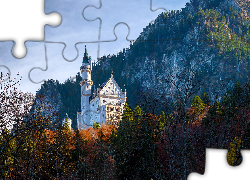 Zamek Neuschwanstein, Bawaria, Niemcy, Skały, Drzewa, Jesień