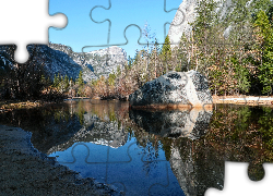 Stany Zjednoczone, Stan Kalifornia, Park Narodowy Yosemite, Jezioro Mirror Lake, Góry