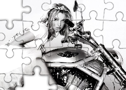 Britney Spears, Motor