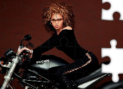 Beyonce Knowles, Motor, Ducati
