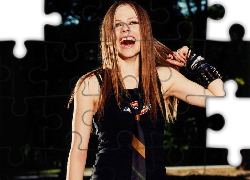 Avril Lavigne, Uśmiech