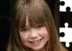 Connie Talbot, Piosenkarka, Uśmiech, Grzywka
