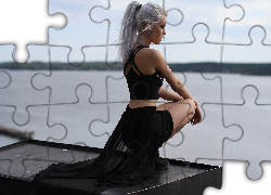 Dziewczyna, Pomost, Jezioro