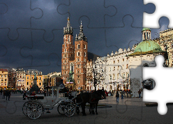 Kraków, Rynek, Kościół Mariacki, Dorożka, Polska