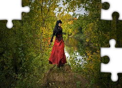 Kobieta, Rzeka, Drzewa, Jesień