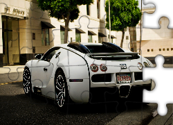 Bugatti, Ulica, Parking