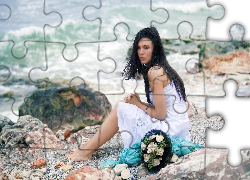 Kobieta, Plaża, Kamienie, Bukiet, Kwiatów, Morze, Fale