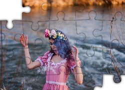 Kobieta, Brunetka, Wianek, Jezioro, Dym