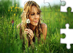 Dziewczyna, Łąka, Dmuchawiec, Rozmycie