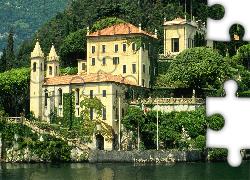 Willa, Włochy, Jezioro