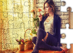 Zapatrzona, Dziewczyna, Okno, Koszyk, Kwiaty