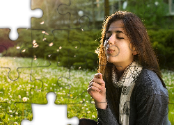 Dziewczyna, Szalik, Dmuchawiec, Mniszek