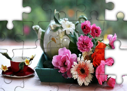 Gerbera, Róże, Porcelana