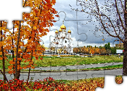 Cerkiew, Rosja, Jesień