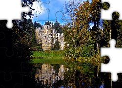 Zamek w Beaufort, Beaufort Castle, Luksemburg, Park, Rzeka, Drzewa