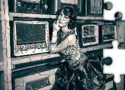 Kobieta, Radia, Radio