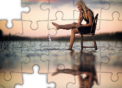 Blondynka, Jezioro, Krzesło, Odblask