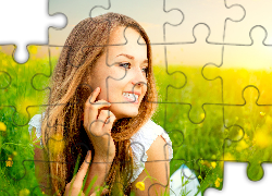 Kobieta, Uśmiech, Łąka