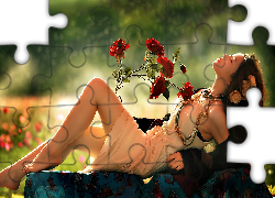 Dziewczyna, Brunetka, Róże