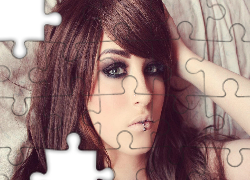 Kobieta, Brunetka, Makijaż, Kolczyk