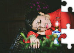 Dziewczyna, Brunetka, Lampka, Sen