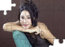 Śliczna, Dziewczyna