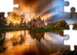 Zamek Radboud, Miasto Medemblik, Holandia, Jezioro Ĳsselmeer, Zachód słońca