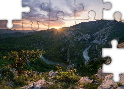 Zachód Słońca, Góry, Rzeka