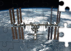 Stacja Kosmiczna, Kosmos, Planeta