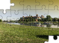 Zamek Królewski na Wawelu, Wawel, Rzeka Wisła, Kraków, Polska