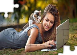 Kobieta, Mały, Kotek, Laptop
