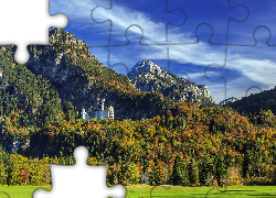 Zamek Neuschwanstein, Bawaria, Niemcy, Góry