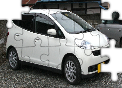 Daihatsu Sonica, Hatchback