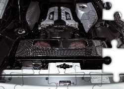 Audi R8, Silnik, V8, FSI