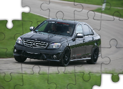 Mercedes C63, Właściwości, Trakcyjne