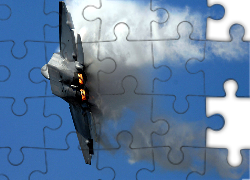 Lockheed Martin, F-22 Raptor, Ogień, Dym