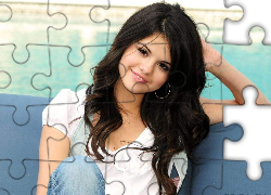 Selena Gomez, Uśmiech